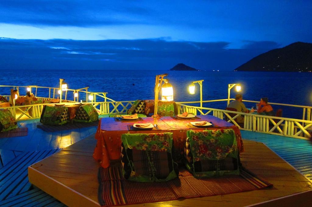 Koh Tao Bamboo Huts Hotel Exterior photo
